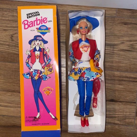 Barbie - 1992 Vintage KRAFT Treasures  Doll Never Removed - Picture 5 of 16